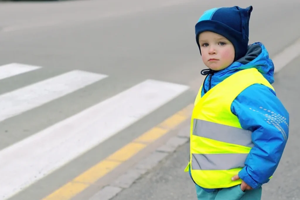 svitlovidbyvachi-na-odyag-neobhidnist-na-ukrayinskyh-dorogah-pid-chas-vidklyuchen-svitla